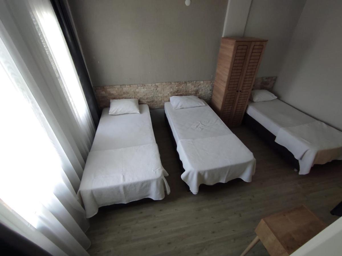 1989 Hotel Sebat Çeşme Extérieur photo