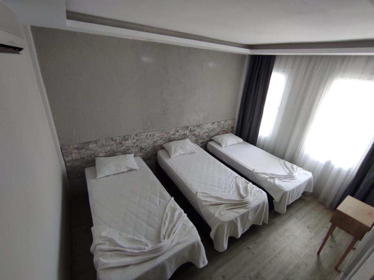 1989 Hotel Sebat Çeşme Extérieur photo