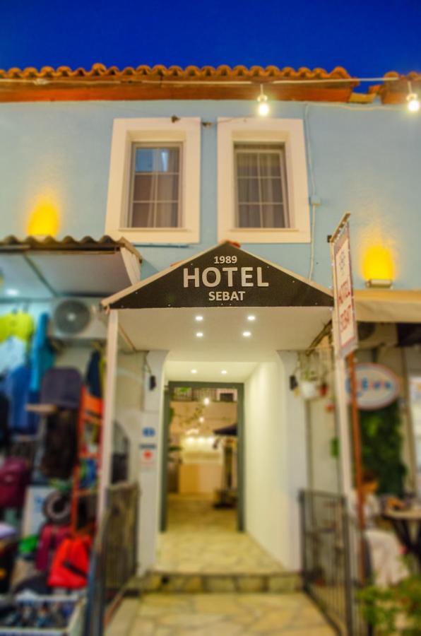 1989 Hotel Sebat Çeşme Extérieur photo